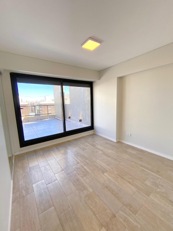 1200 Sarmiento, Macrocentro, 2000, 1 Dormitorio Habitaciones, 0 ,1 BañoBathrooms,Departamentos,En Venta,Sarmiento,0,1593