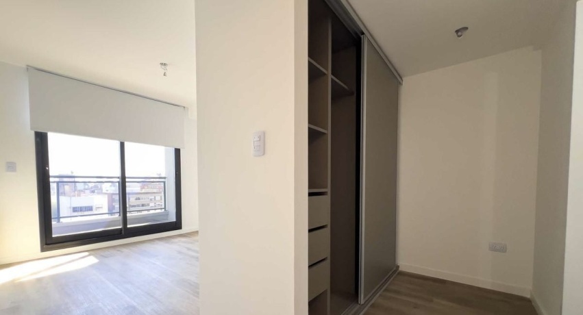 Pellegrini 1700 Pellegrini, Centro, 2000, 2 Habitaciones Habitaciones, 0 ,2 BathroomsBathrooms,Departamentos,En Venta,Pellegrini ,0,1598