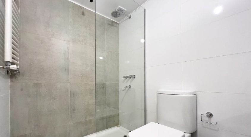 Pellegrini 1700 Pellegrini, Centro, 2000, 2 Habitaciones Habitaciones, 0 ,2 BathroomsBathrooms,Departamentos,En Venta,Pellegrini ,0,1598